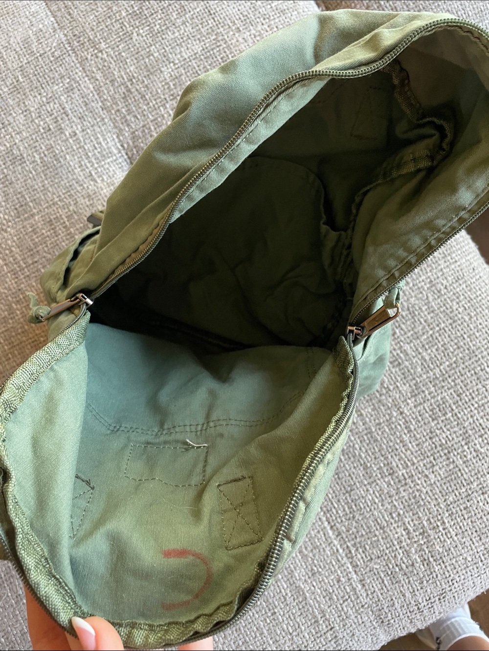 DOUGHNUT Backpack! - Picture 9 of 10